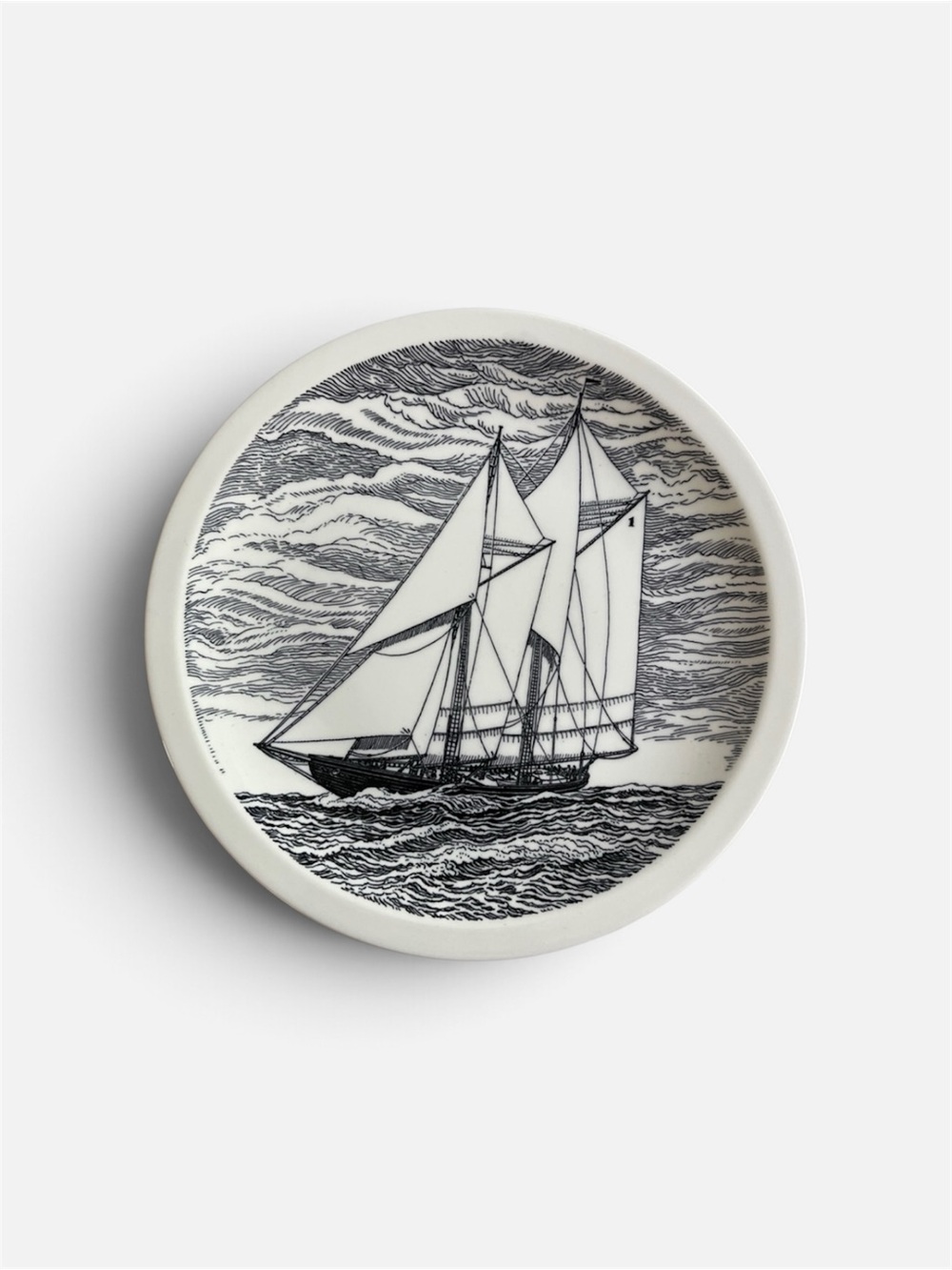 Wedgwood Bluenose Plate Historical Canadian Vessels Rowley Murphy Schooner 1956.
